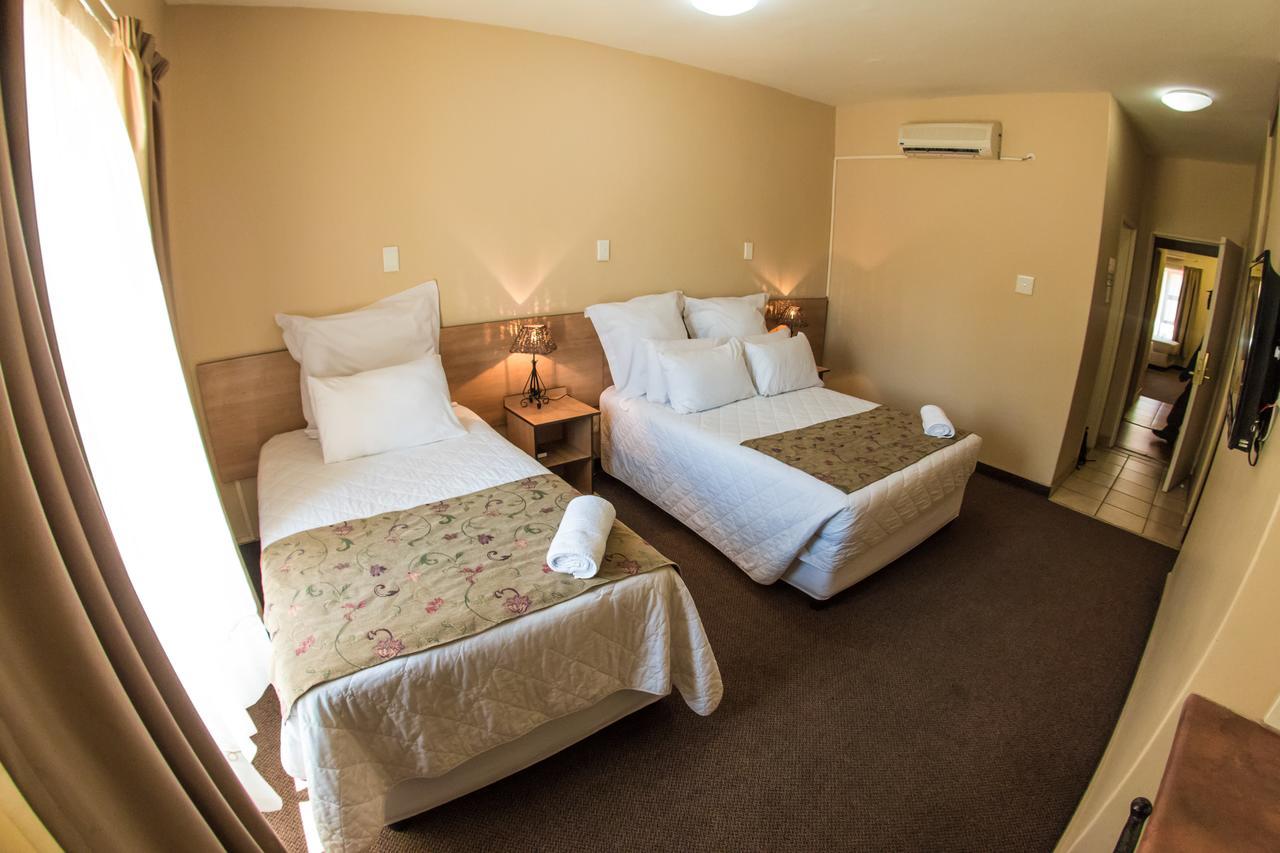 Airport Hotel Кимберли Экстерьер фото