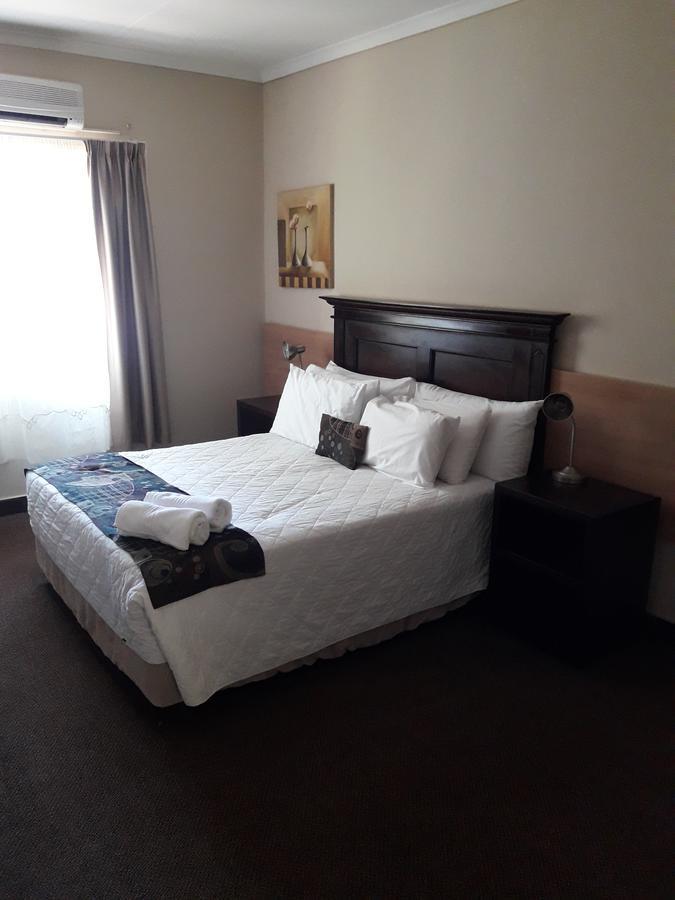 Airport Hotel Кимберли Экстерьер фото
